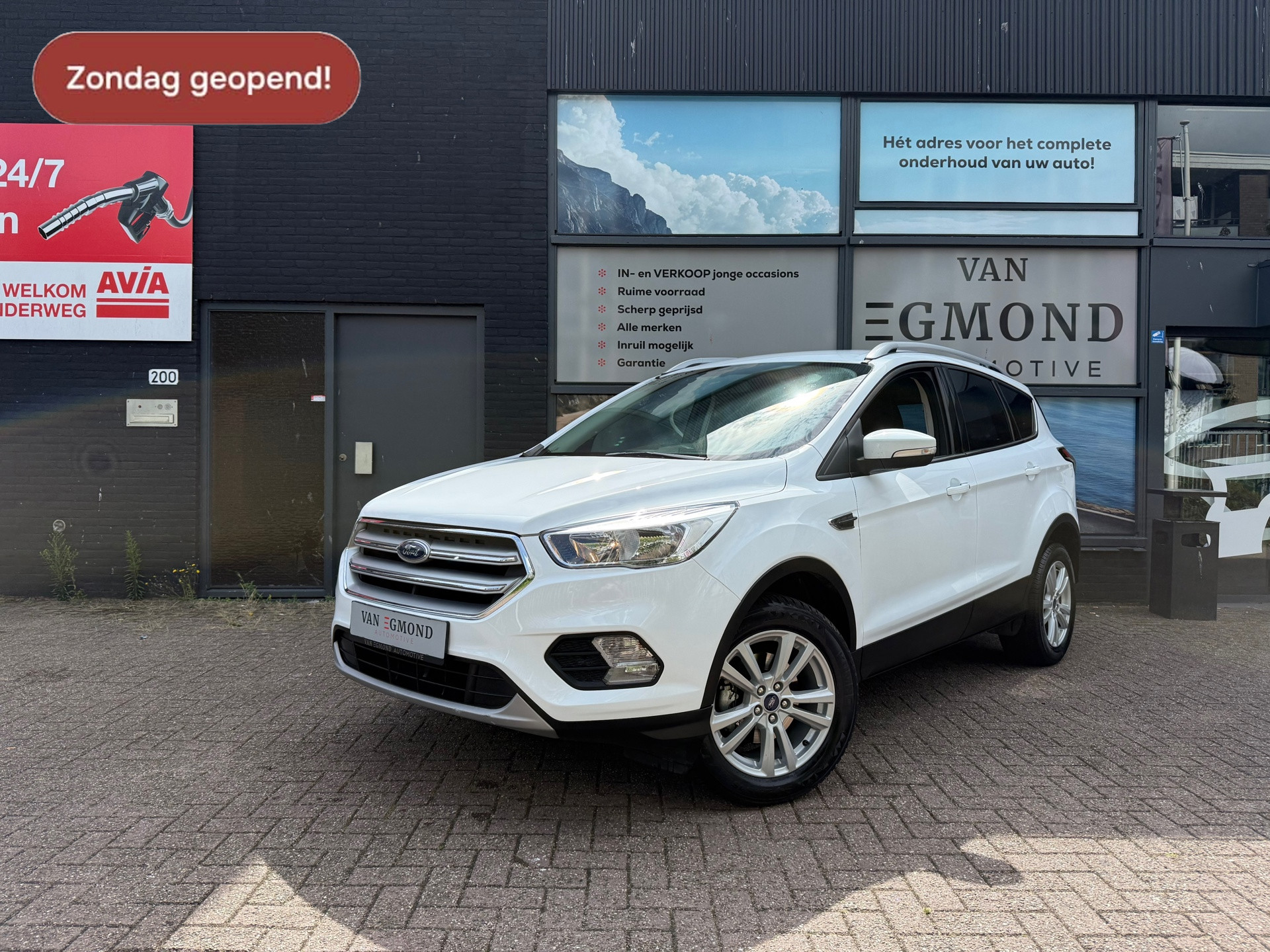 Ford Kuga 1.5 EcoBoost Titanium 46717357-0.jpg | Van Egmond Automotive