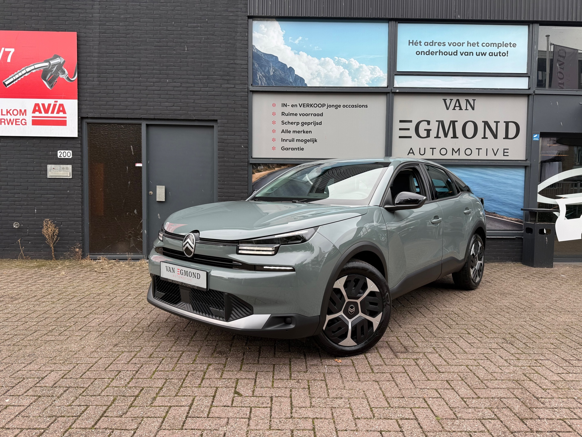 Citroën C4 1.2 Hybrid 145pk Plus 47508854-0.jpg | Van Egmond Automotive